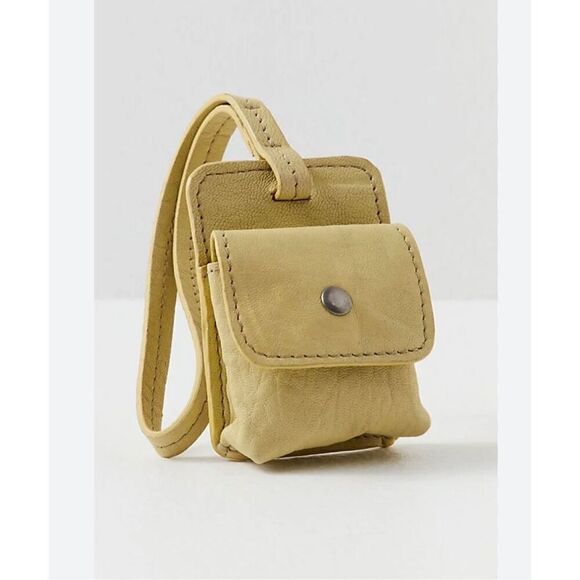 New Free People Street Sounds Pod Clip  leather - Picture 8 of 11